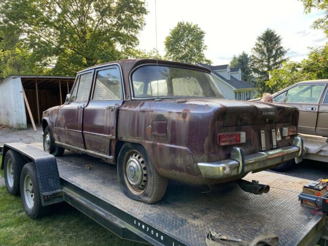 Alfa Romeo Giulia 1967 image number 27