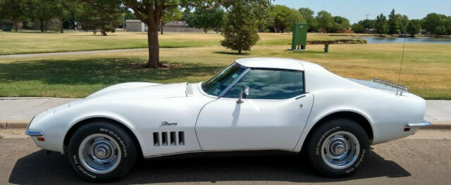 Chevrolet Corvette 1969 image number 0