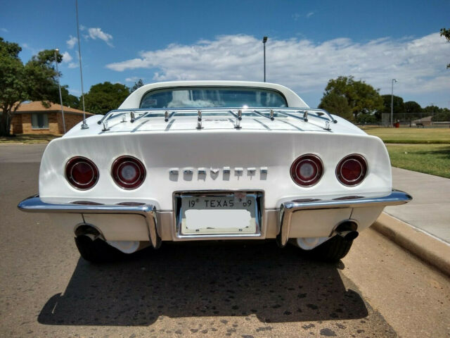 Chevrolet Corvette 1969 image number 1
