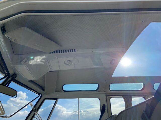 Volkswagen Bus/Vanagon 1972 image number 11