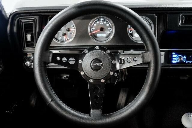 Oldsmobile Cutlass 1972 image number 12
