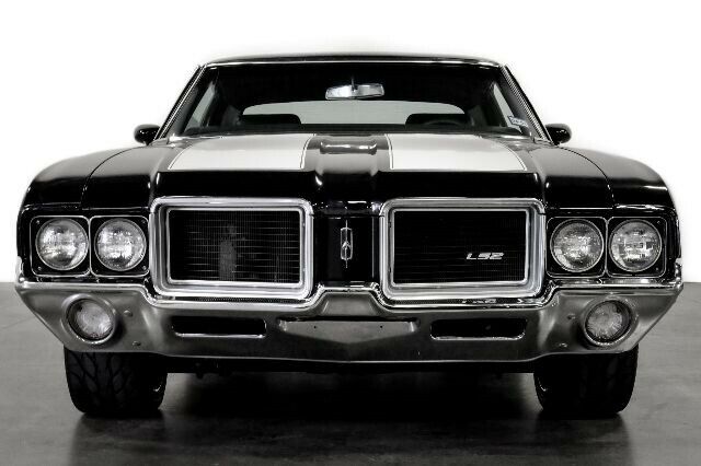 Oldsmobile Cutlass 1972 image number 2