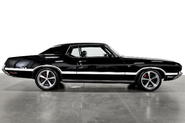 Oldsmobile Cutlass 1972 image number 28