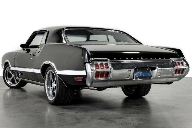 Oldsmobile Cutlass 1972 image number 7