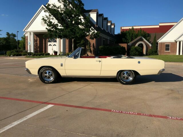 Dodge Dart 1967 image number 2