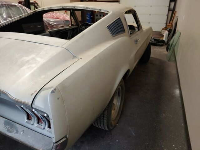 Ford Mustang 1967 image number 2