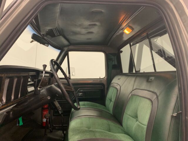 Ford F-250 1979 image number 20