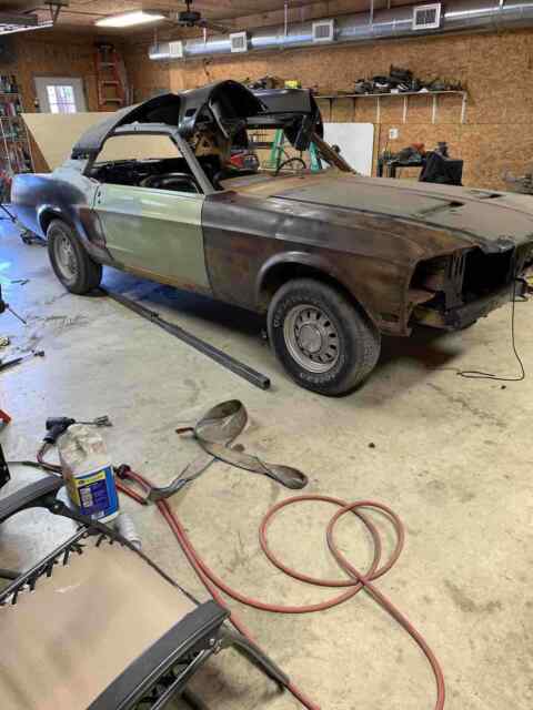 Ford Mustang 1968 image number 2