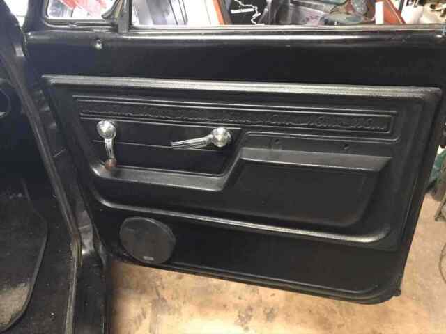 GMC C-10 short bed 1972 image number 43