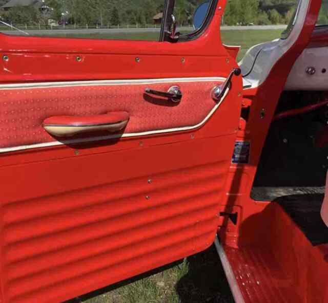 Chevrolet Cameo 1957 image number 6