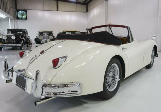 Jaguar XK 1957 image number 16