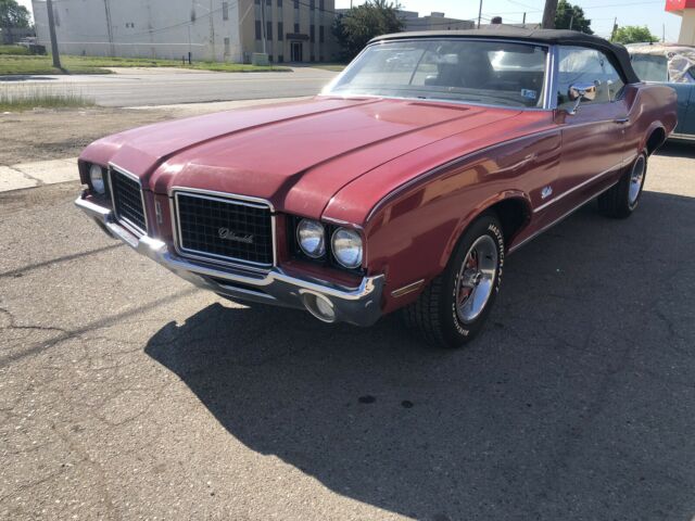 Oldsmobile Cutlass 1972 image number 0