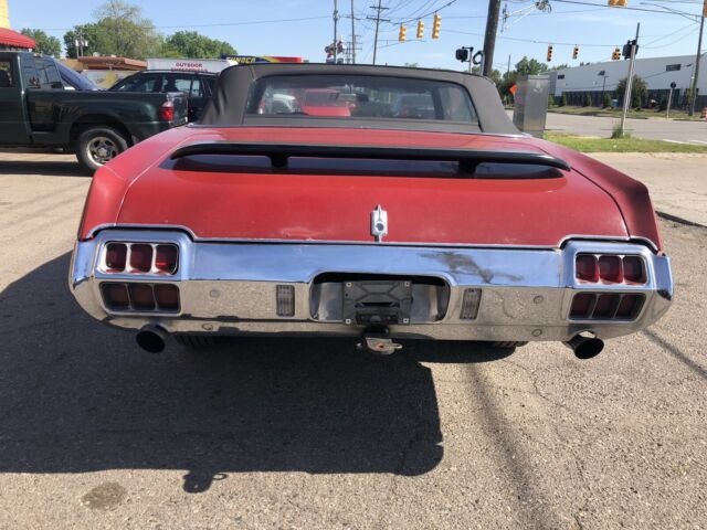 Oldsmobile Cutlass 1972 image number 27
