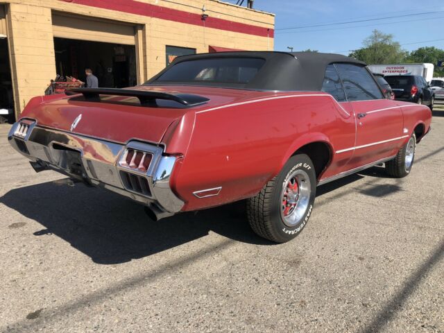 Oldsmobile Cutlass 1972 image number 4
