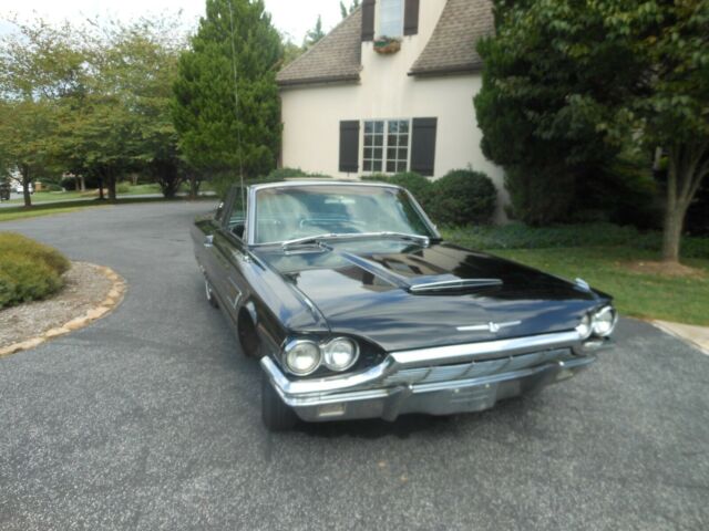 Ford Thunderbird 1965 image number 29