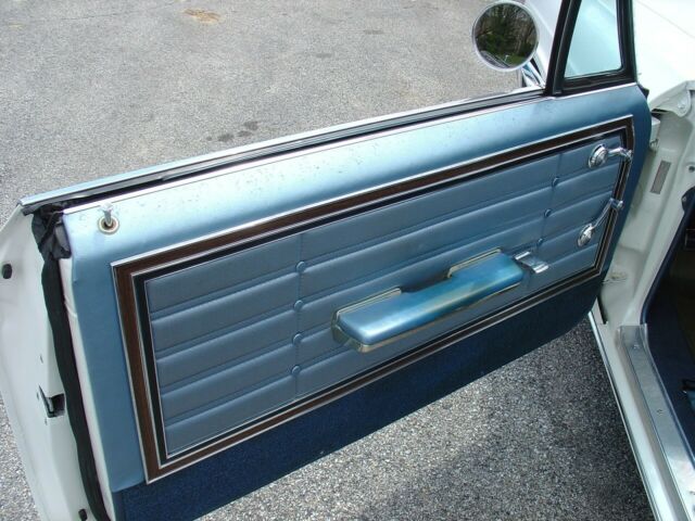 Chevrolet Caprice 1966 image number 8
