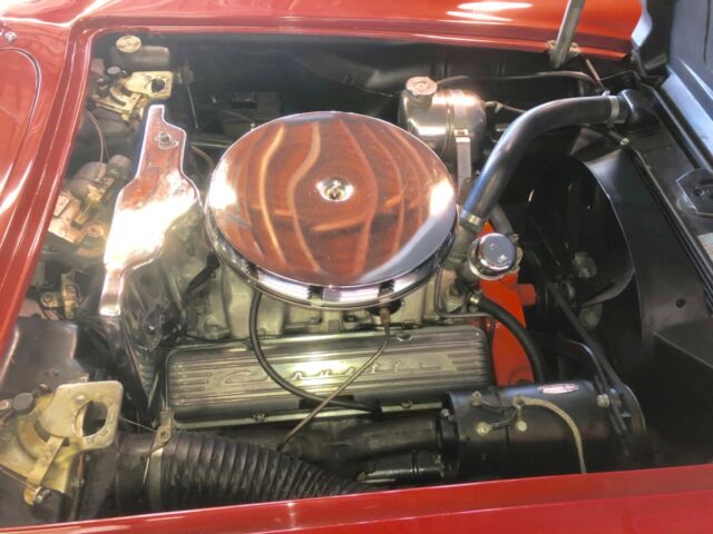 Chevrolet Corvette 1962 image number 22