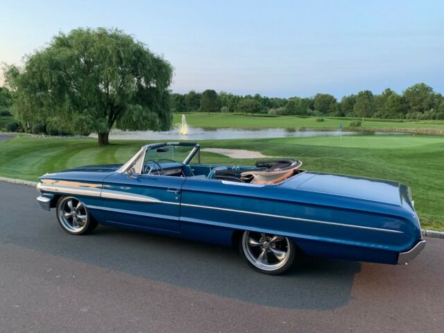 Ford Galaxie 1964 image number 15