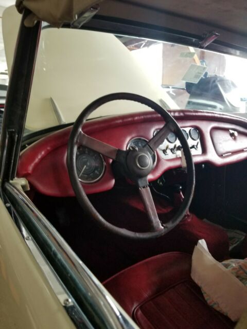 Daimler SP250 1961 image number 12