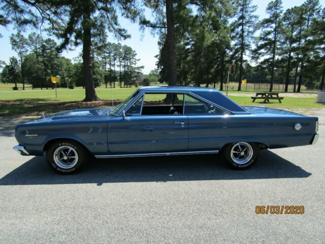 Plymouth GTX 1967 image number 1