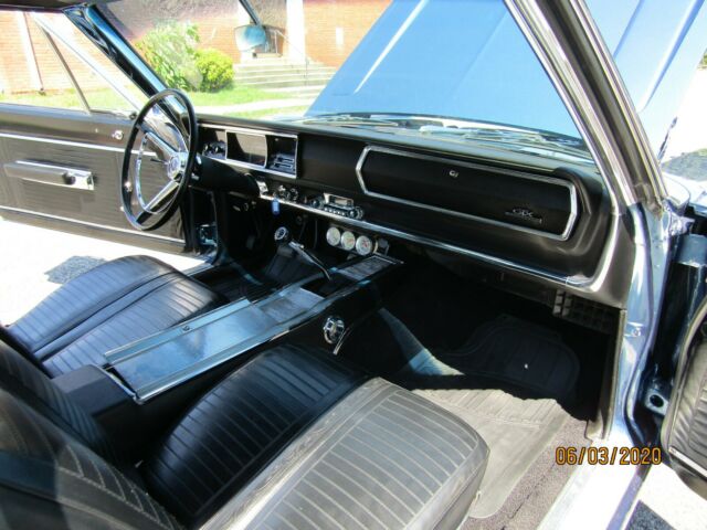 Plymouth GTX 1967 image number 43