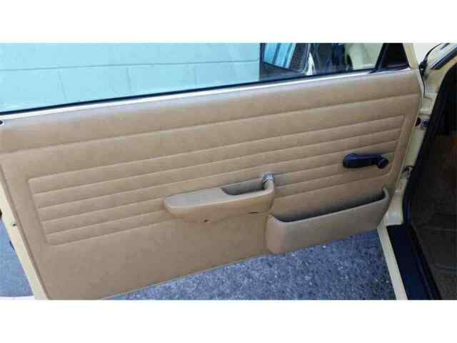 BMW 320i 1979 image number 9