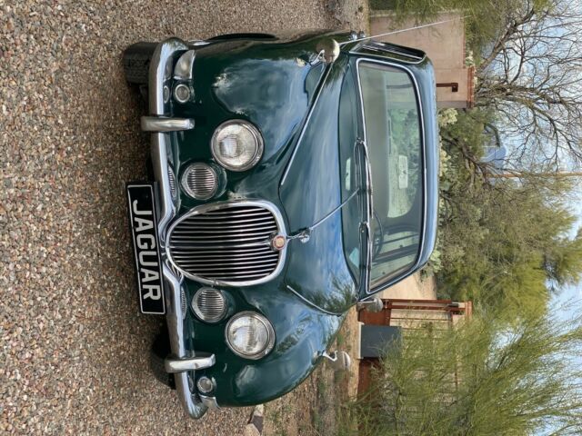 Jaguar S-Type 1965 image number 0