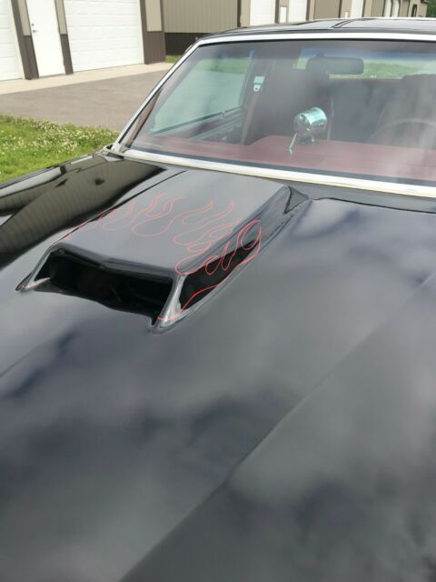 Pontiac Grand Prix 1979 image number 27