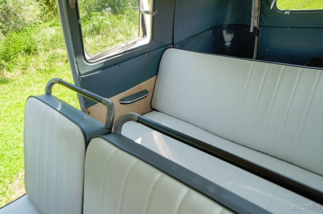 Volkswagen 19-Window Bus 1959 image number 36