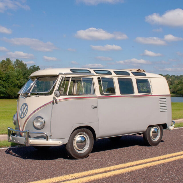 Volkswagen 19-Window Bus 1959 image number 46