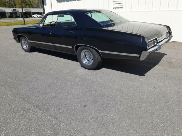 Chevrolet Impala 1968 image number 2