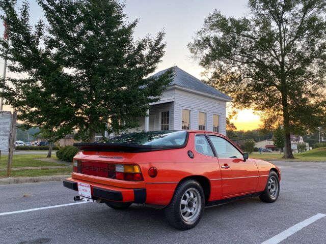 Porsche 924 1977 image number 33