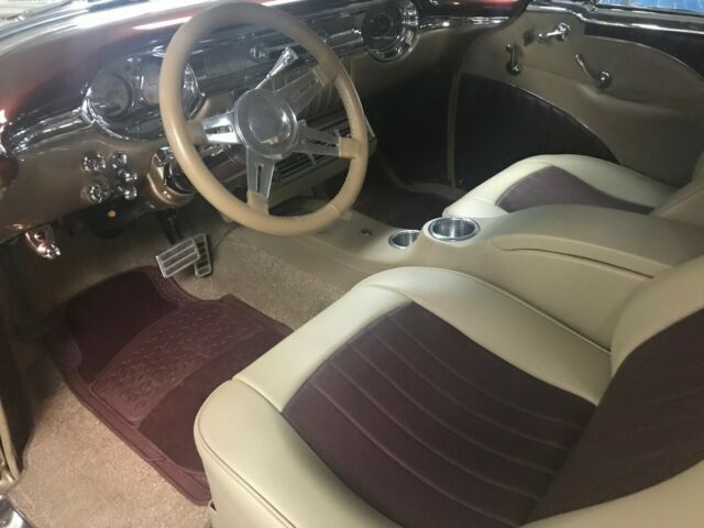 Oldsmobile Eighty-Eight 1956 image number 15