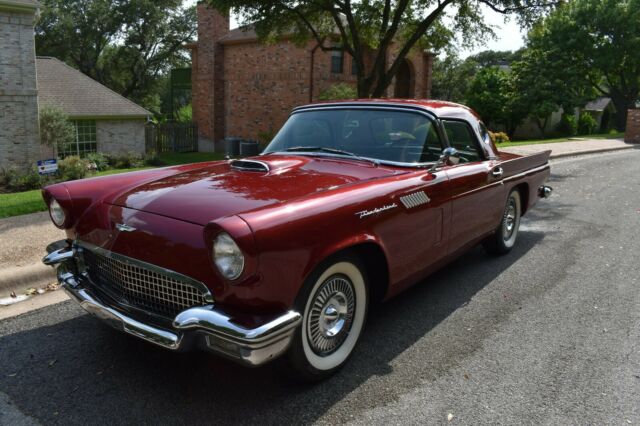 Ford Thunderbird 1957 image number 21