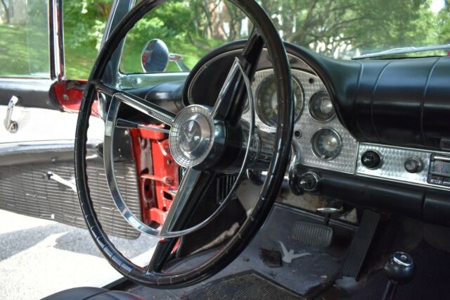 Ford Thunderbird 1957 image number 9