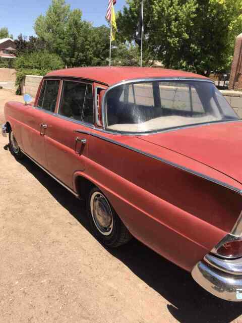 Mercedes-Benz 220S 1964 image number 2