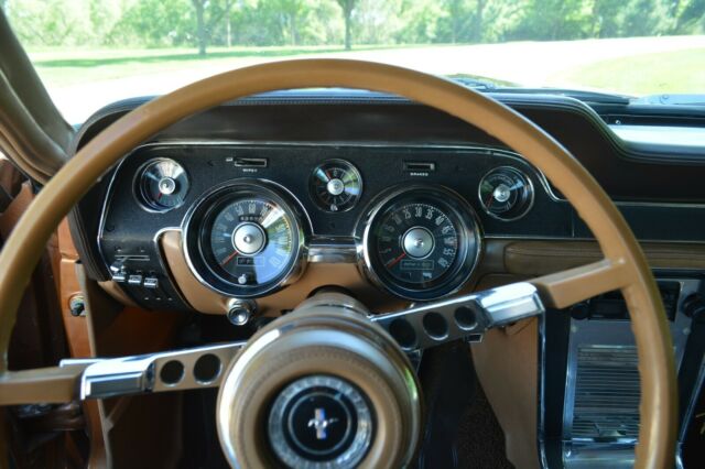 Ford Mustang 1967 image number 14