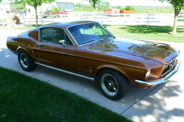 Ford Mustang 1967 image number 2