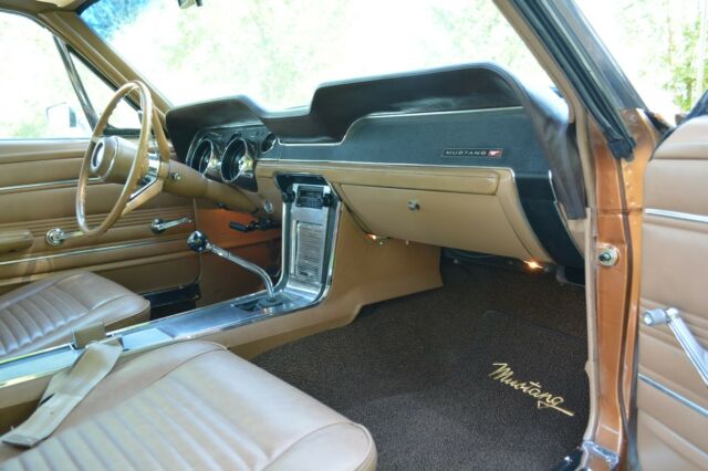 Ford Mustang 1967 image number 20