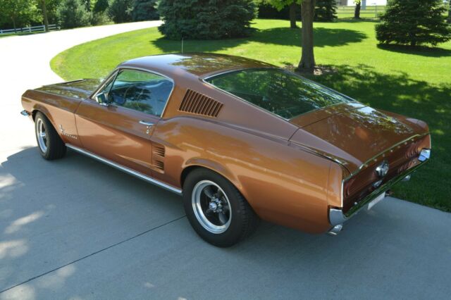 Ford Mustang 1967 image number 29