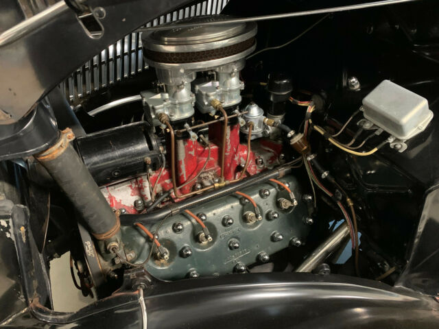 Ford Deluxe 1936 image number 18