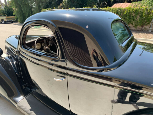 Ford Deluxe 1936 image number 28