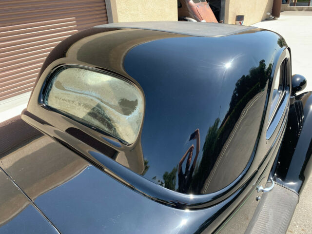 Ford Deluxe 1936 image number 31