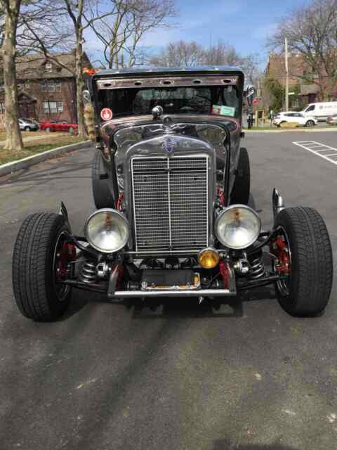 Chevrolet 2 door 1930 image number 25