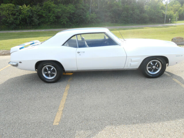 Pontiac Firebird 1969 image number 1