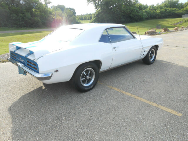 Pontiac Firebird 1969 image number 2