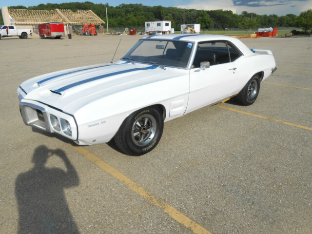 Pontiac Firebird 1969 image number 28