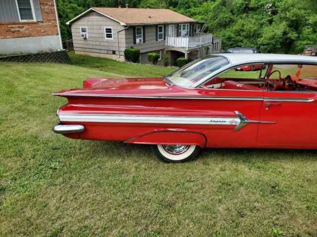 Chevrolet Impala 1960 image number 25