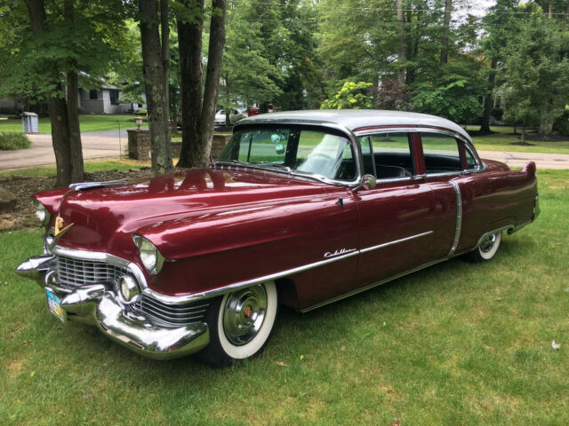 Cadillac DeVille 1954 image number 2