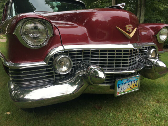 Cadillac DeVille 1954 image number 25